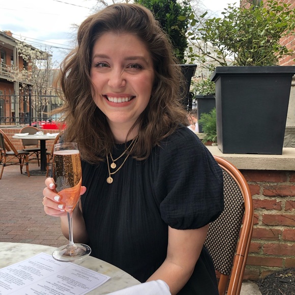 Meet your Posher, Kelly - Picture 5 of 5